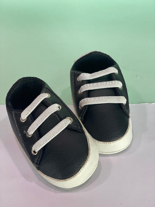 Comfy Soled Lace up Sneakers